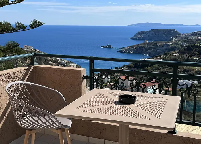 Golden View