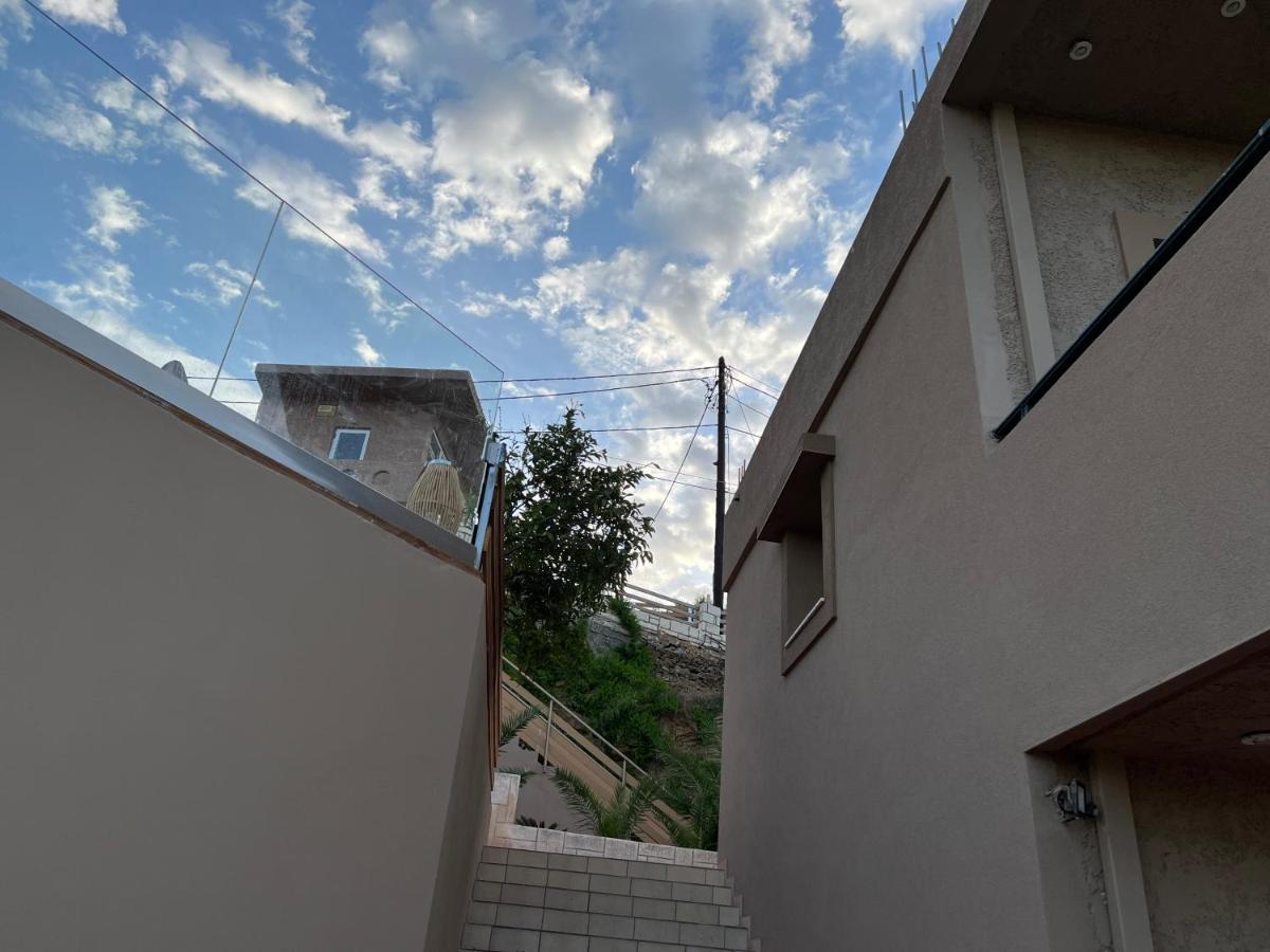 Golden View Apartment Agia Pelagia (Crete)