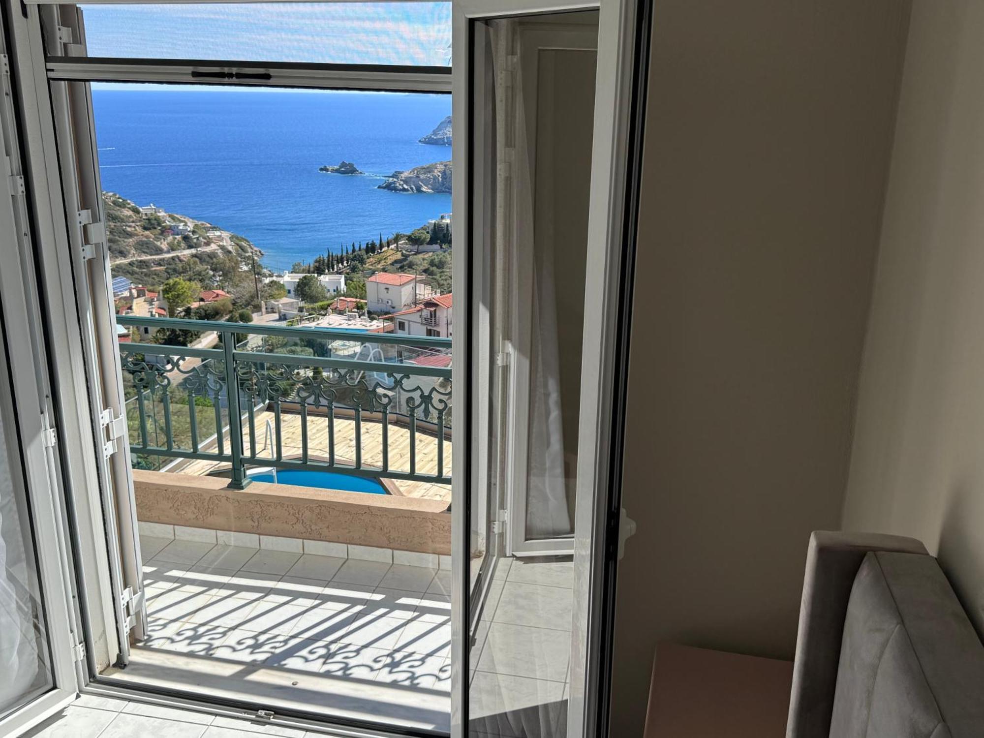 Golden View * Agia Pelagia (Crete)